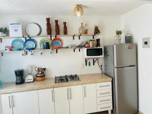 Casa con alberca cerca de playas