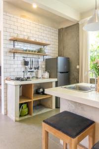 Elements 2BD Apartment Earth