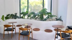Monstera Hotel and Coffee