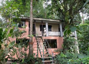 Casa y Cabaña Jaguar Tortuguero - 4hvězdičkové hotely ve městě Tortuguero