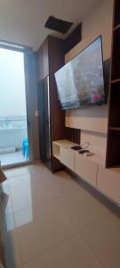 DEPARTAMENTO MODERNO EN EQUIPETROL DE LUJO CERCA DE MALL, SUPERMECADOS, VENTURA MALL y en la zona mas exclusiva de Santa Cruz