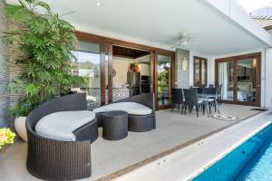 Kejora Beachfront Estate - Villa Murni moments from Sanur beach