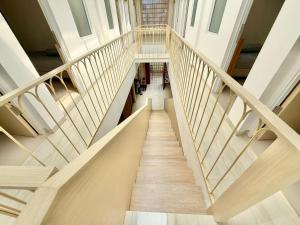 CIKOMI KOSTEL Syariah By Hans Management