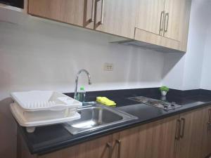 SMDC Good Stays - Shore 1 Tower A Unit 1825