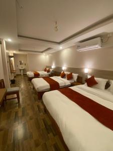 Kavya Hotel and Restaurant