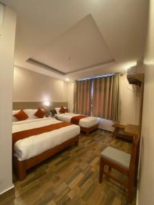 Kavya Hotel and Restaurant