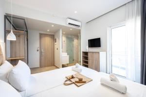 Sonia Hotel & Suites - Adults Only