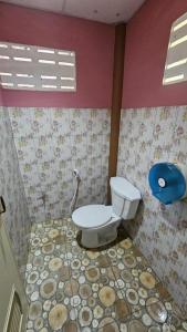 Cozy Beach House, 5 Minutes from Sea