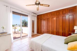 Villa Enrique by Villa Plus