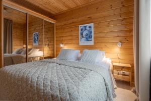 Koto Chalet Ski-In Ski-Out Hosted by Hygge Host