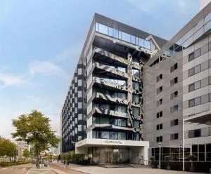 Mainport Hotel Rotterdam, a Hilton Affiliate Hotel (Haven Hotel Rotterdam, Curio Collection by Hilton)