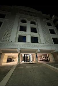 شقة هادئة بصالة وغرفة نوم