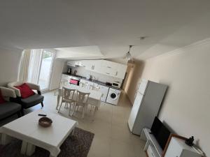 Begonvil Garden Apart