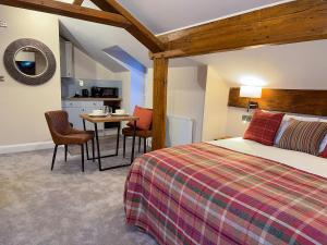 Westwood Boutique Aparthotel by Birch Stays