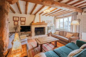 La Casa Del Herrero - Requijada