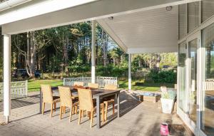 Stunning Home In Rødby With Wifi