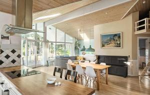 Stunning Home In Rødby With Wifi