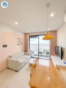 It Dust 7 - The Pearl Apartment