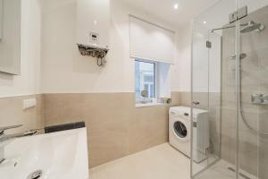 Apartment with Stylish Décor & Welcoming Flair