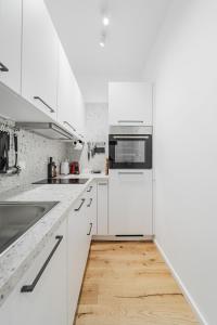 Apartment with Stylish Décor & Welcoming Flair