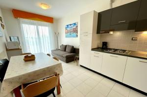 Luminous flat with balcony