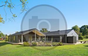 Lovely Home In Fårvang With Sauna