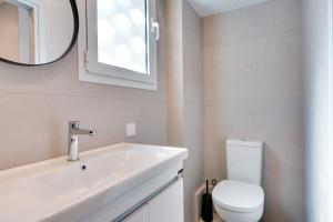 Honey studio at Kypseli