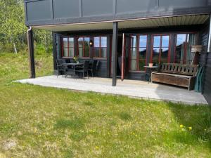 Nice And Central With Terrace