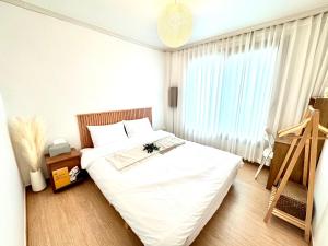 Joy Stay 상수역3분 한강3분 홍대5분 조용,깨끗한 감성 투룸