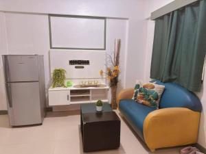 midrise staycation near AIRPORT