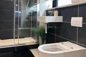 Central Apartment-Free Parking with Terrace-Gym