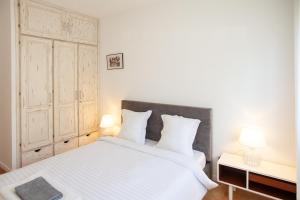 Jardin dIvandry Piscine et terrasse