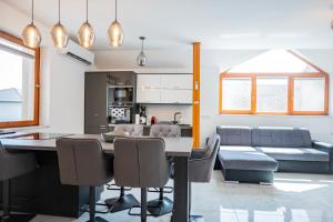 Lelle Centrál Apartman