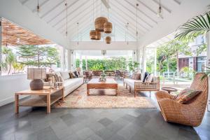 Kasianda House - Private Resort with Culinary Team, Butlers and Mixologists