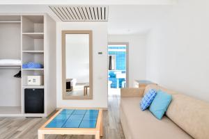 Hotel & Village Baia di Conte img89