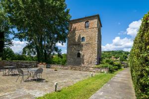 Tuscany Tower Villa img17