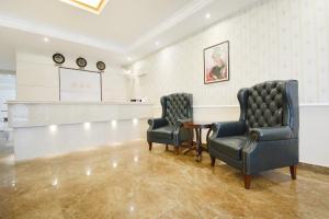 HOTEL O NEW AARKAY INN & SUITES