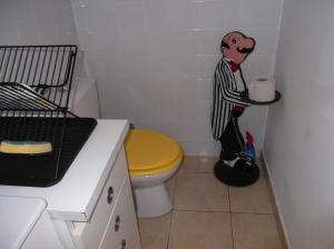 Studio en rez-de-chaussée avec marche