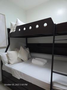 MOA, SMDC Good Stays - Shore 2 Unit 1956 Tower 1