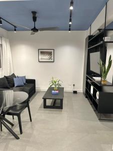 Modern and cozy loft in a downtown area