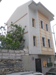 İstanbulda merkezi pitoresk konum müstakil yeni ev