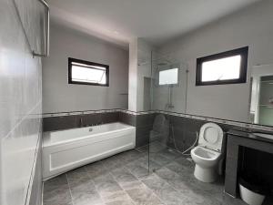 芭提雅花园别墅酒店预定 直达海滩 团体聚餐 安静舒适 市中心 步行街附近别墅 月租 日租 周租灵活