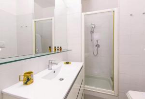 Spanish Steps Vittoria Apartment