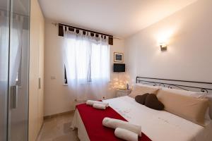 Esclusiva Villa Moderna con Piscina e Campo da Tennis