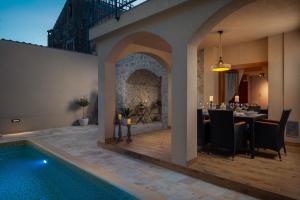 Rustic Villa Kameni dvori heated pool