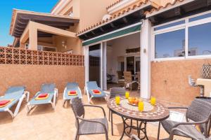 Villa Florencia by Villa Plus