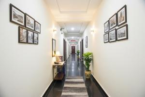 FabHotel Joy Stayz - Nr Yashoda Hospital, Hitech City
