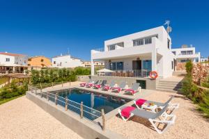 Villa Aguamarina by Villa Plus