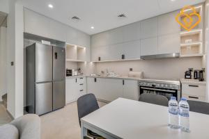 3 BR W Maid Walk to Pool, Arabian Ranches III Ruba