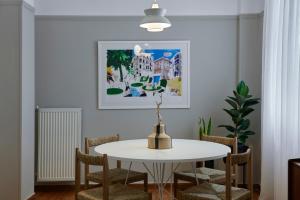 Pagrati Deco 2bd Apt